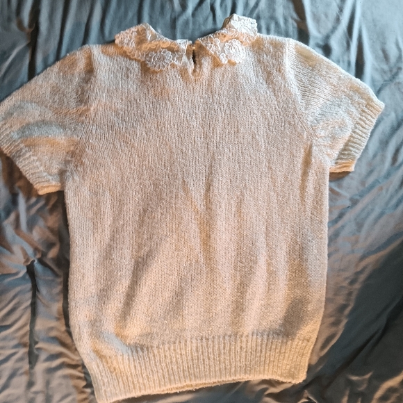 Vintage Knit Blouse with Embroidered Collar - Picture 5 of 5